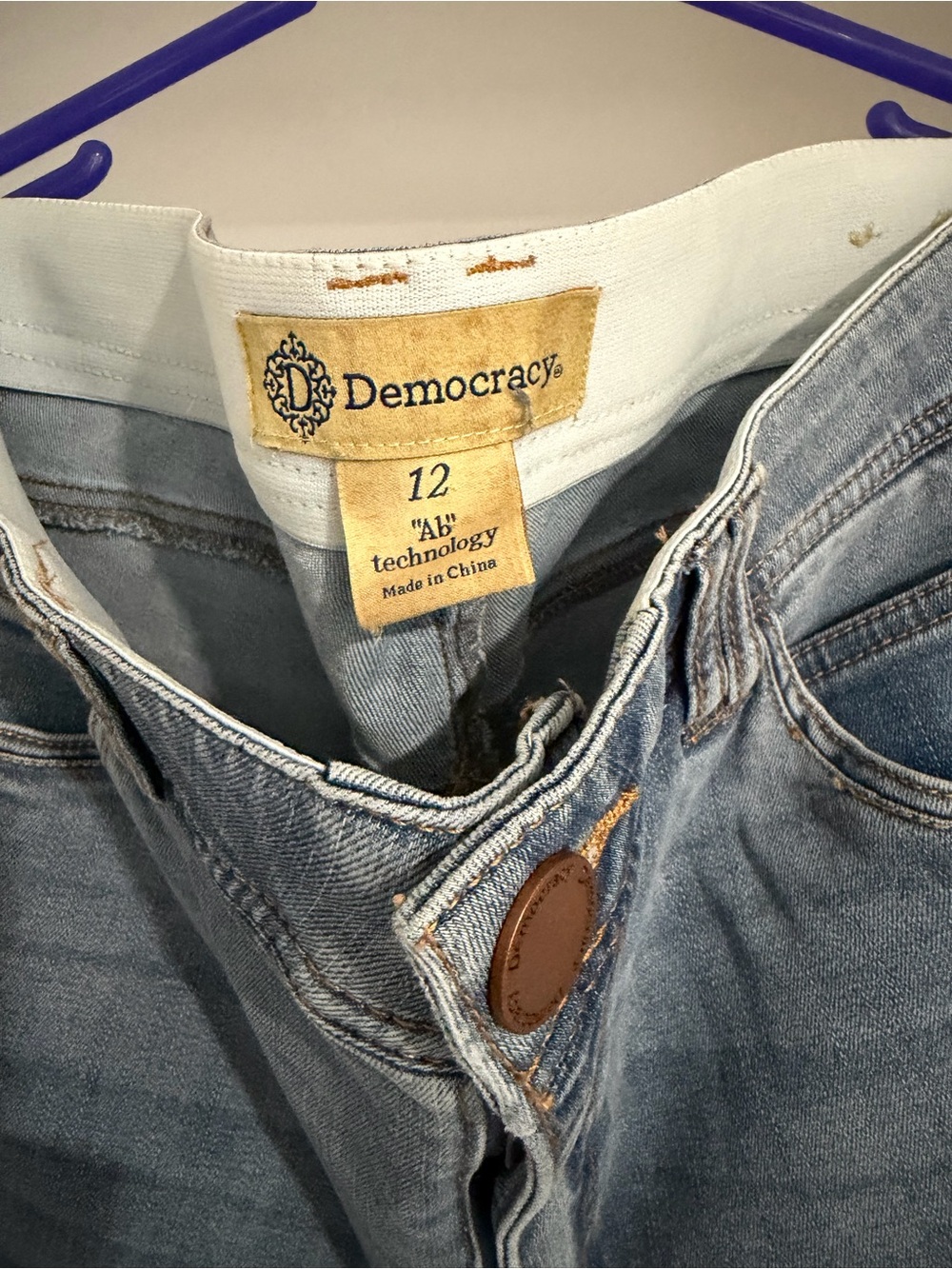 Democracy High-Rise Light Wash Women's Jeans with fringe hem - Picture 3 of 5